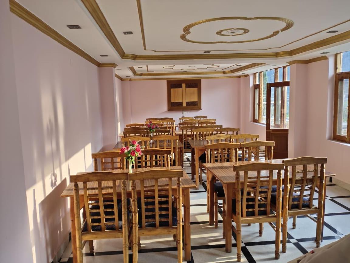 Hotel Prini Inn มะนาลี ภายนอก รูปภาพ