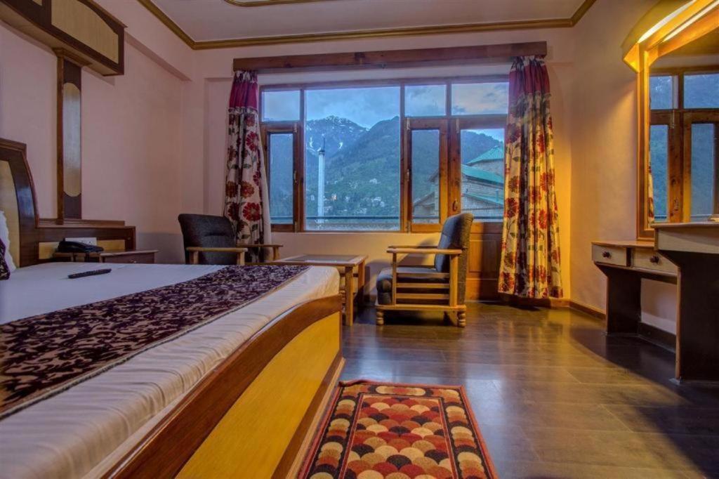Hotel Prini Inn มะนาลี ภายนอก รูปภาพ