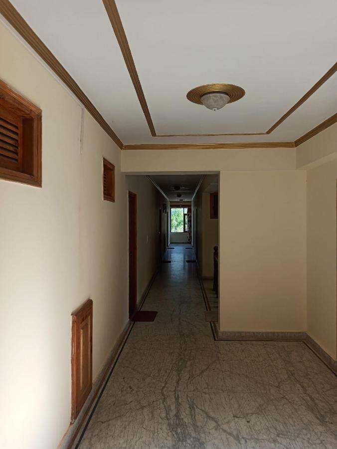 Hotel Prini Inn มะนาลี ภายนอก รูปภาพ