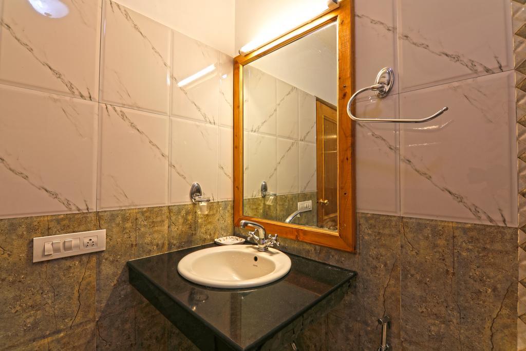 Hotel Prini Inn มะนาลี ภายนอก รูปภาพ
